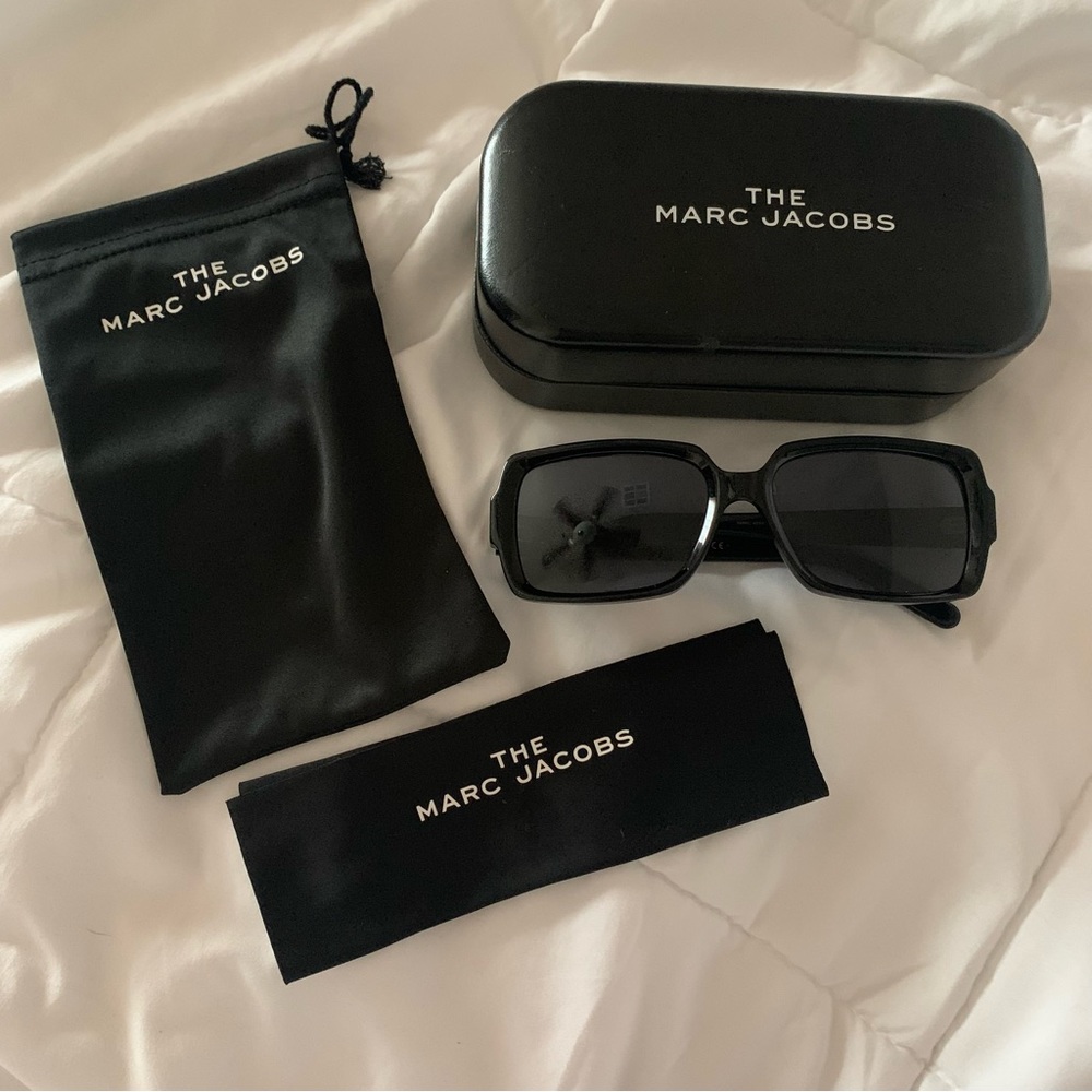 Marc Jacobs Black Rectangular Sunglasses